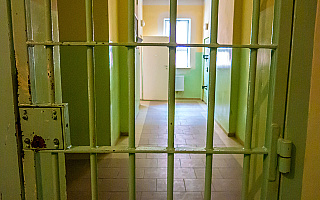 Przez 15 lat ukrywała się przed policją Przez 15 lat ukrywała się przed policją